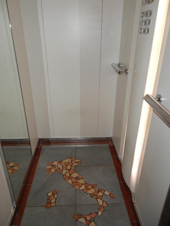 Risthotel Pizzeria Italia Godiasco Kültér fotó
