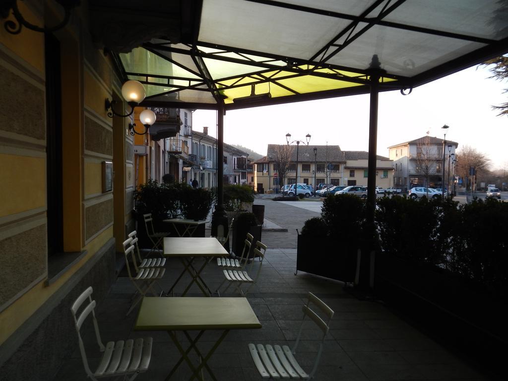 Risthotel Pizzeria Italia Godiasco Kültér fotó